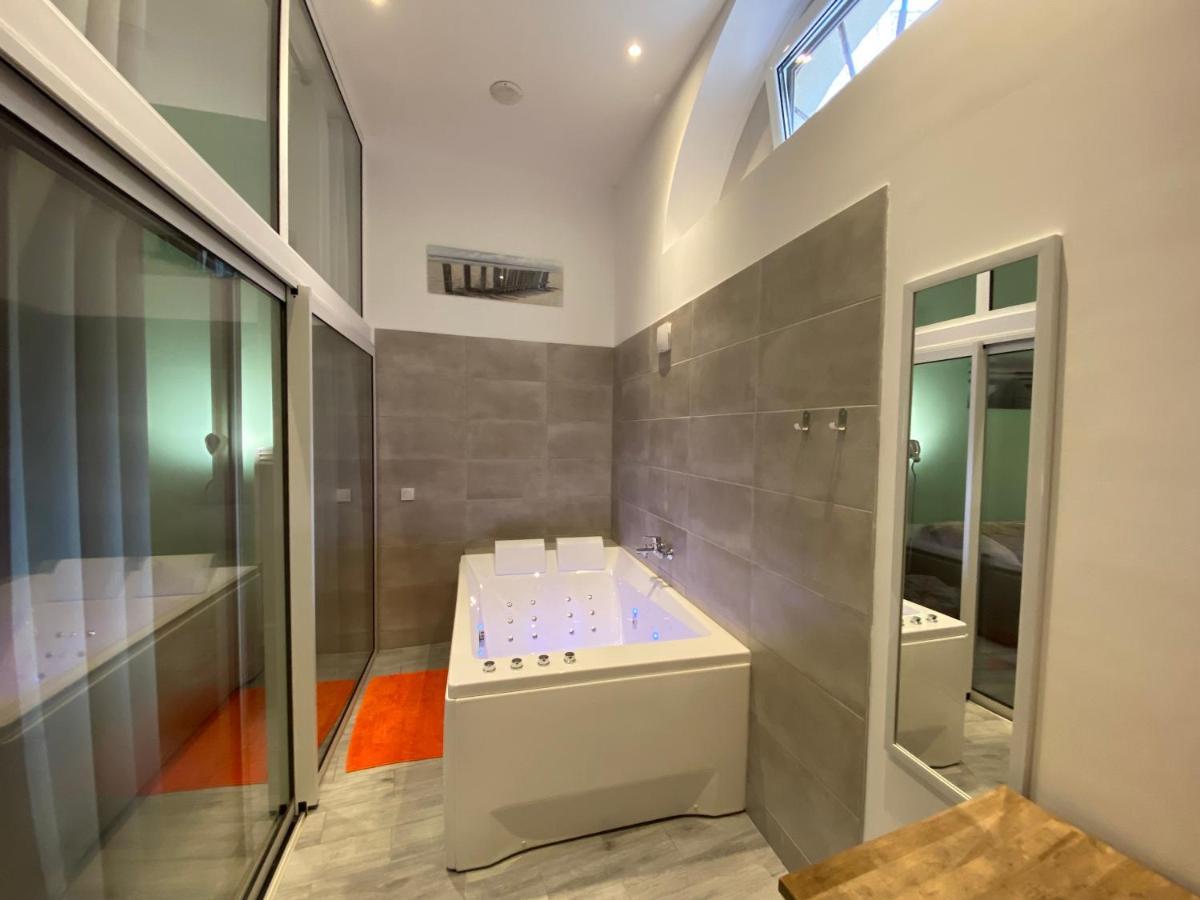 Wellkhome Appartements & Services Bordeaux Exteriör bild