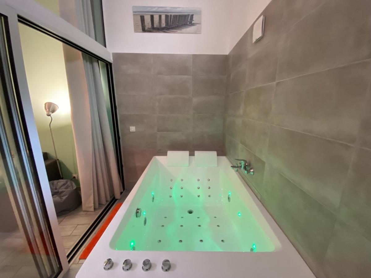 Wellkhome Appartements & Services Bordeaux Exteriör bild