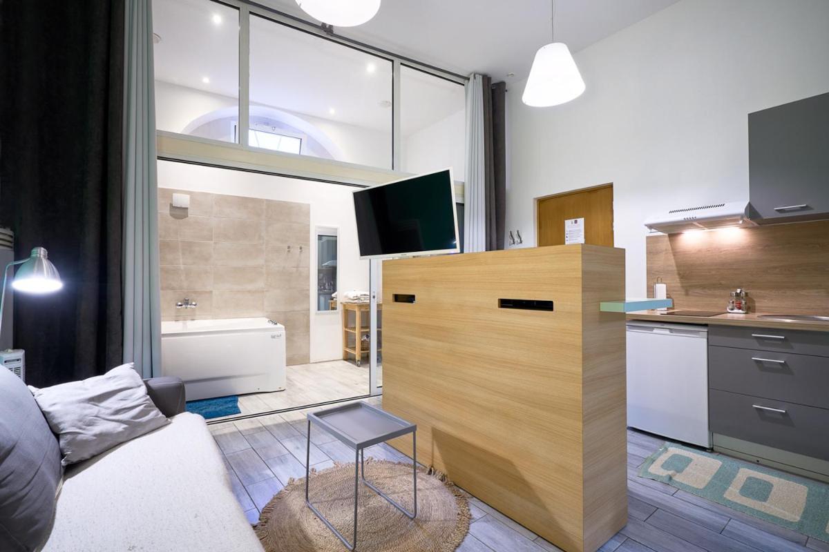 Wellkhome Appartements & Services Bordeaux Exteriör bild